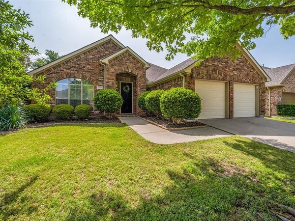 2529 Indian Hills Dr, Little Elm, TX 75068