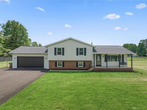 1353 Foust Road, Xenia Twp, OH 45385