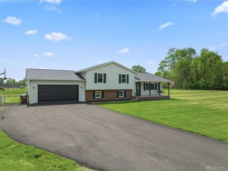 1353 Foust Road, Xenia Township, OH 45385 Photo 2