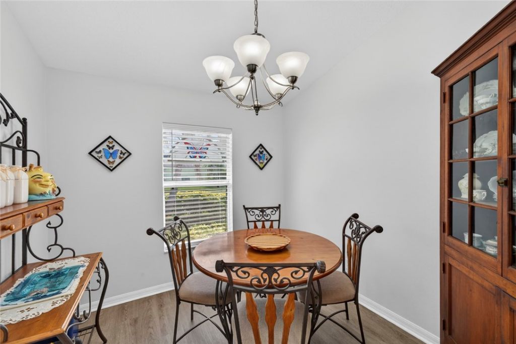 2105 46th Avenue, Vero Beach, FL 32966 Photo