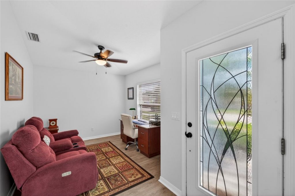 2105 46th Avenue, Vero Beach, FL 32966 Photo