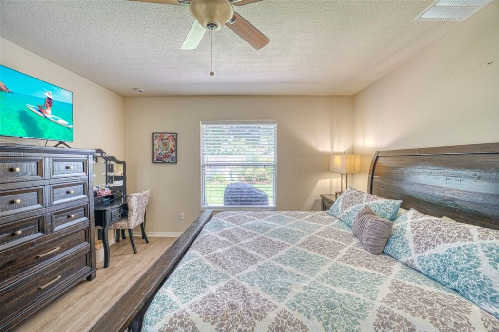 2105 46th Avenue, Vero Beach, FL 32966 Photo