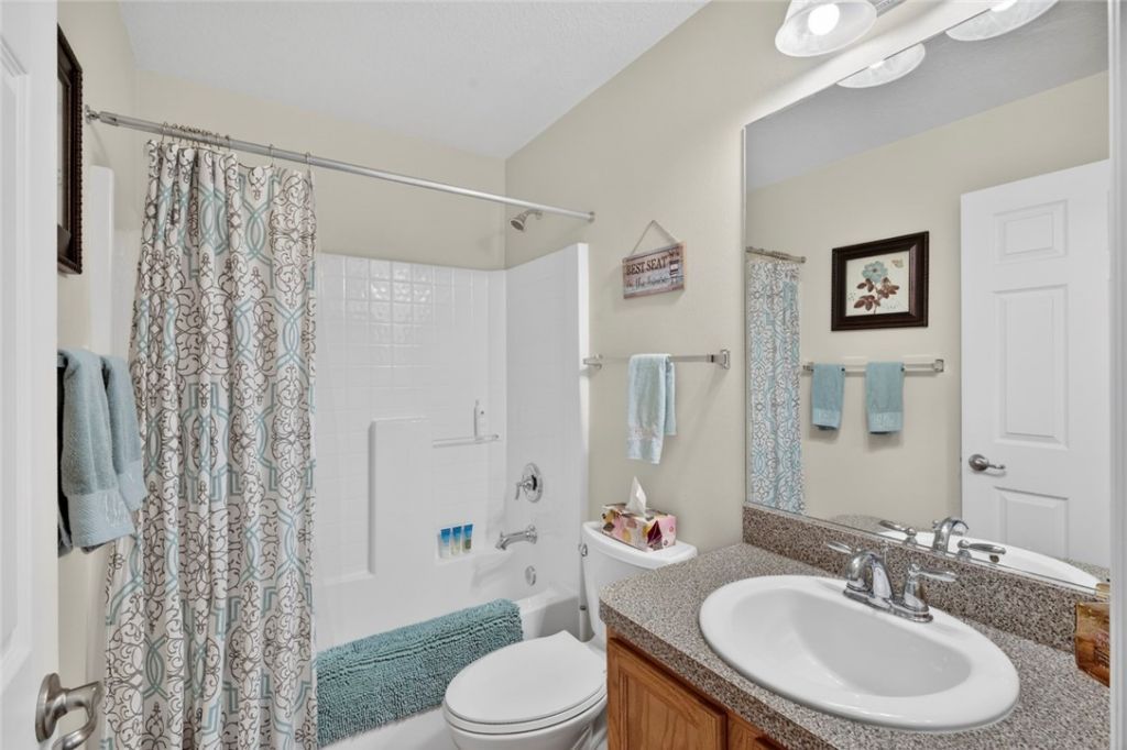 2105 46th Avenue, Vero Beach, FL 32966 Photo