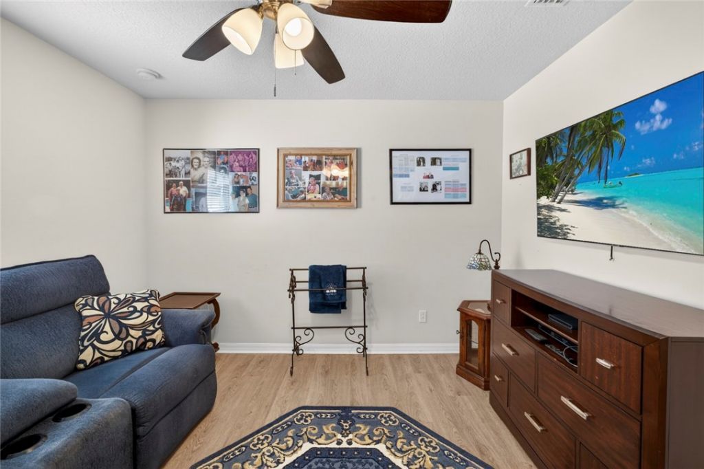2105 46th Avenue, Vero Beach, FL 32966 Photo