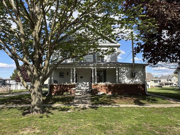 211 N Shuffleton Street, Sigourney, IA 52591