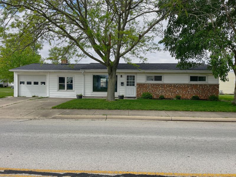 1002 Middle Street, Wapakoneta, OH 45895 Photo 3