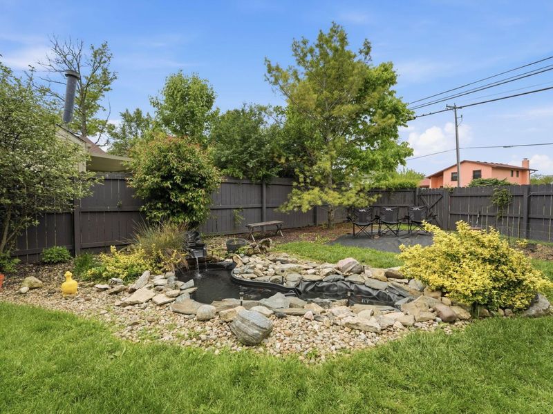 1661 Green Friar Drive, Columbus, OH 43228 Photo 32