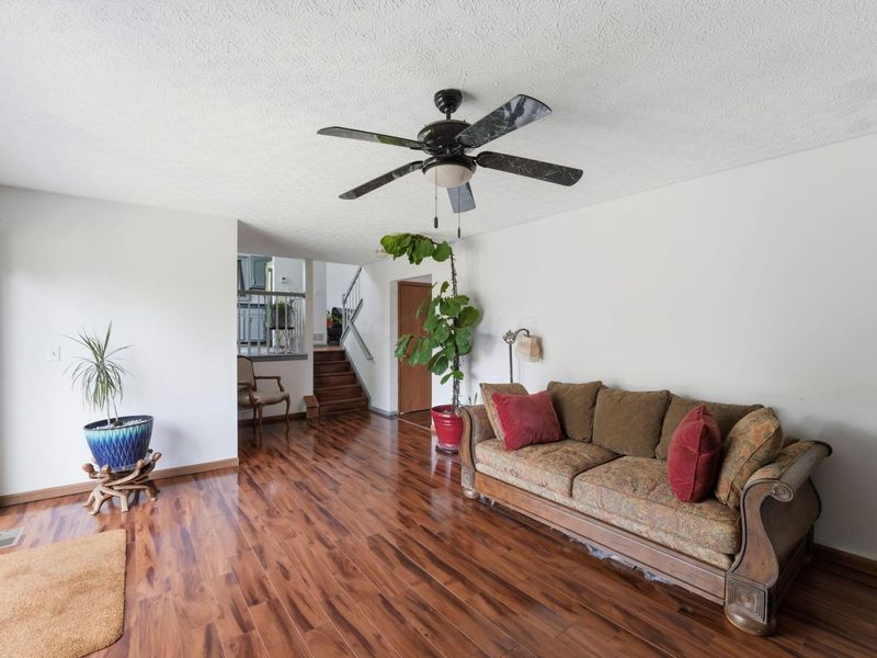 1661 Green Friar Drive, Columbus, OH 43228 Photo 7