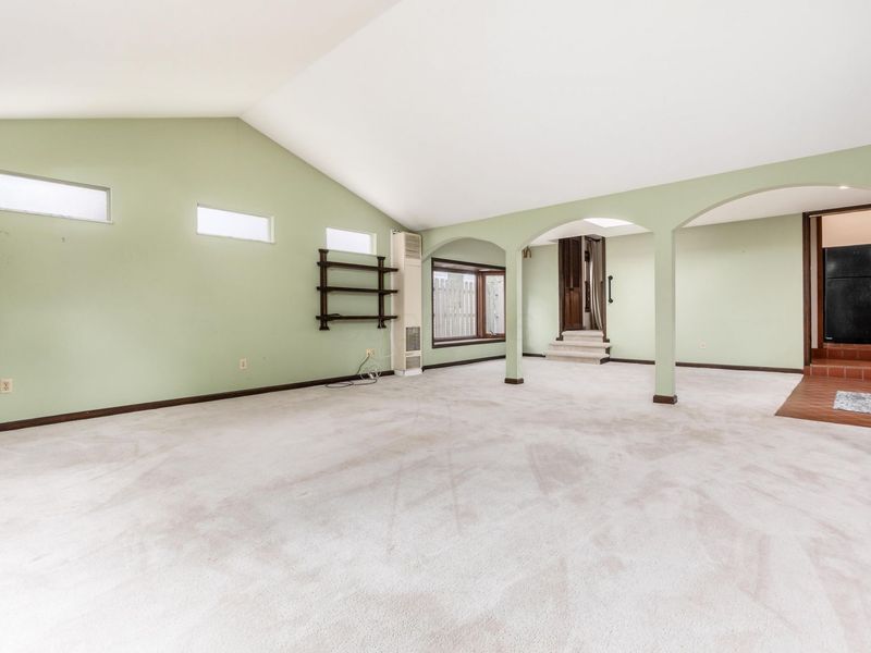 60 W Schreyer Place , Columbus, OH 43214 Photo 14