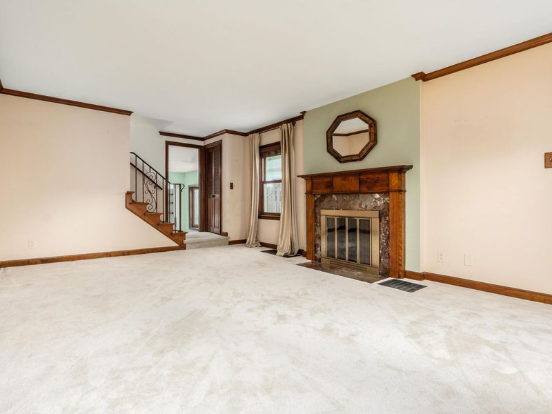 60 W Schreyer Place , Columbus, OH 43214 Photo 5
