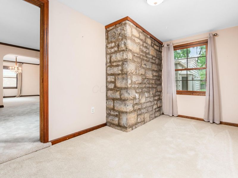 60 W Schreyer Place , Columbus, OH 43214 Photo 7