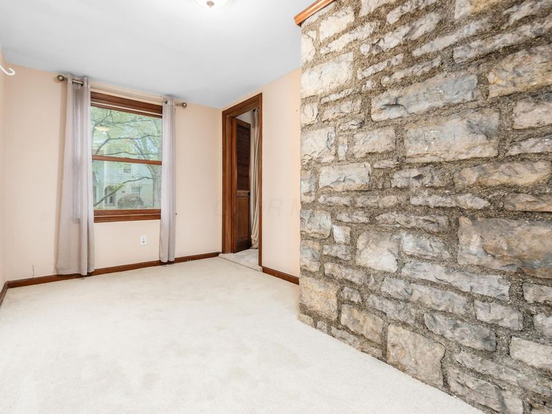 60 W Schreyer Place , Columbus, OH 43214 Photo 8