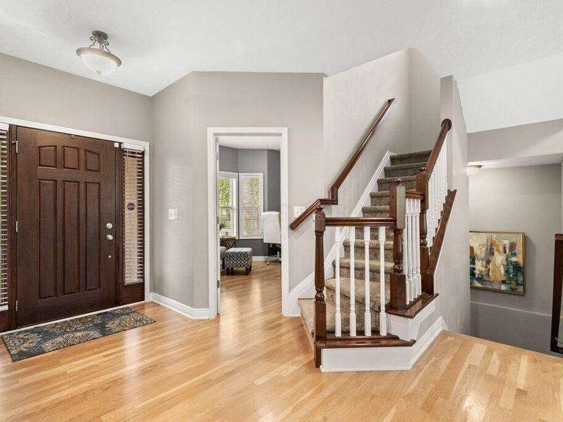 8901 Creighton Drive , Powell, OH 43065 Photo 6