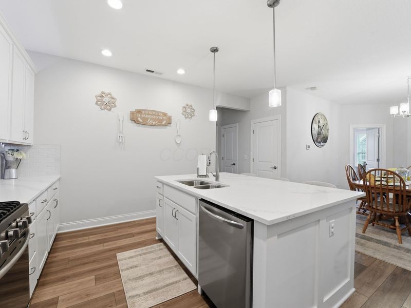 7563 Enclave Way NW, Pickerington, OH 43147 Photo 5