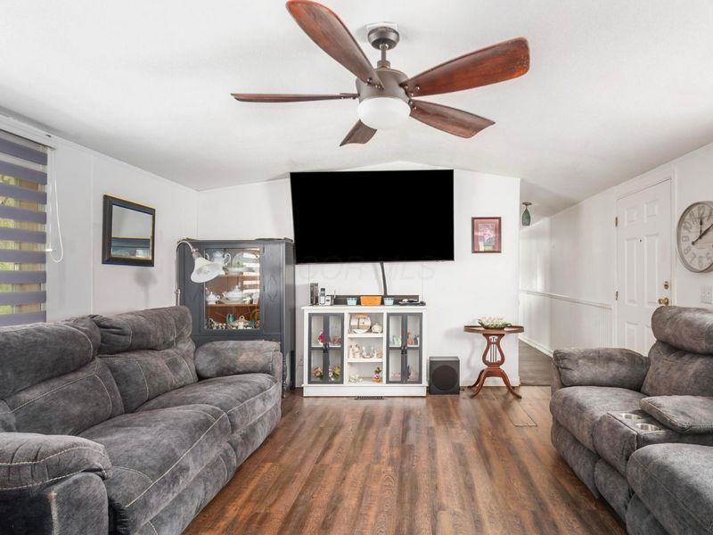2855 Osborn Road NE, Newark, OH 43055 Photo 4