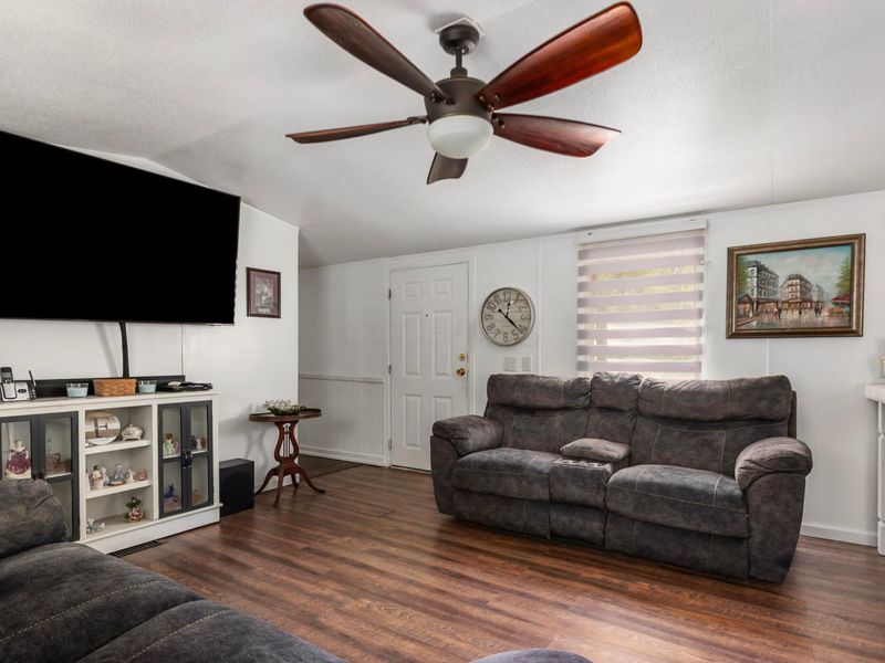 2855 Osborn Road NE, Newark, OH 43055 Photo 5