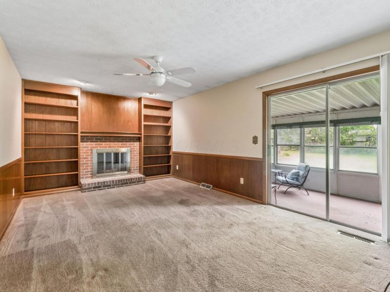6169 Meadow Wood Lane, Columbus, OH 43228 Photo 12