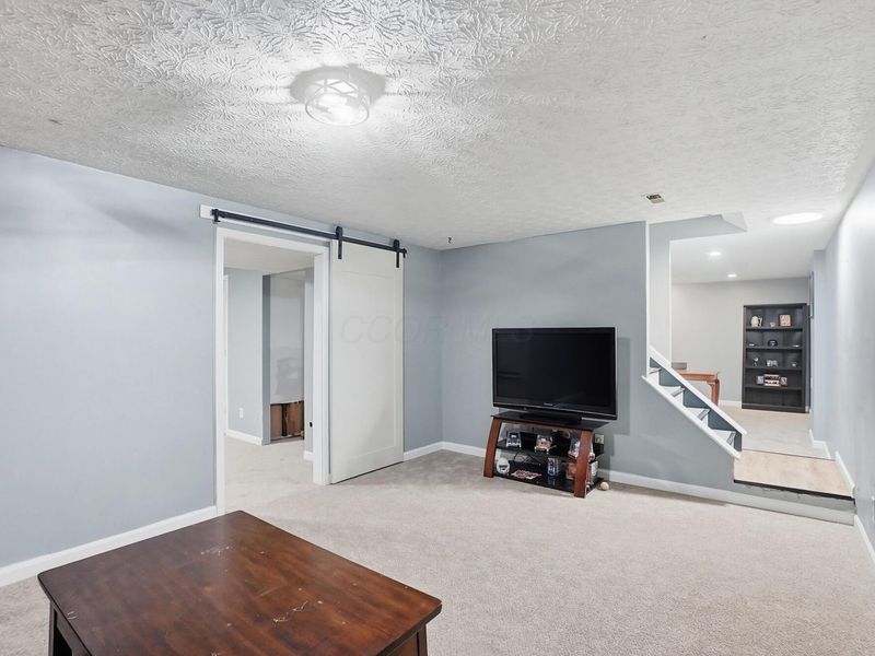 5242 Columbine Court, Columbus, OH 43230 Photo 40
