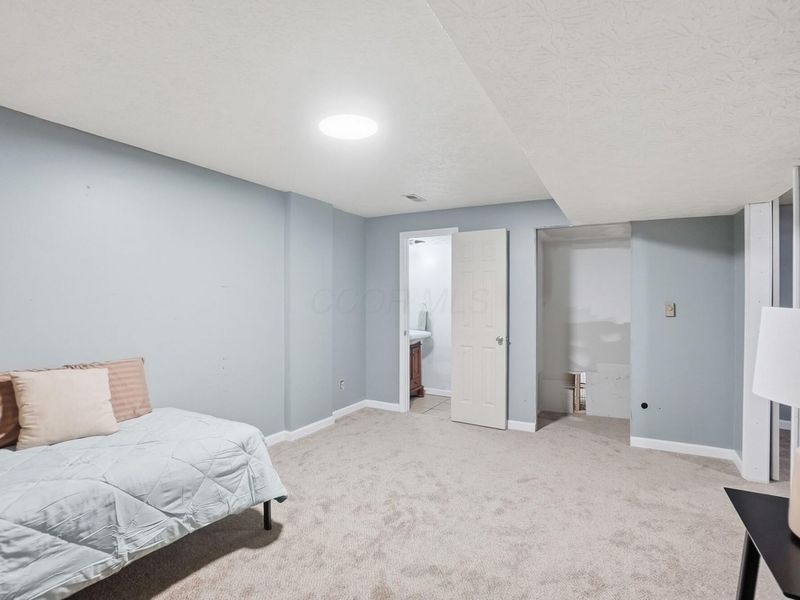 5242 Columbine Court, Columbus, OH 43230 Photo 44