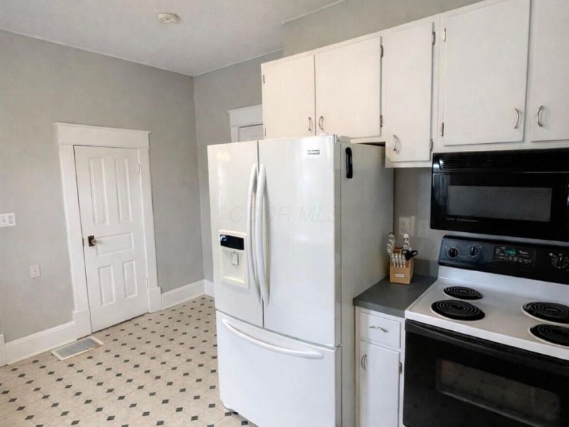 28 Martinsburg Road, Mount Vernon, OH 43050 Photo 5