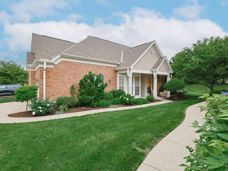 4142 Woodsly Drive, Union Twp, OH 45103 Photo 2