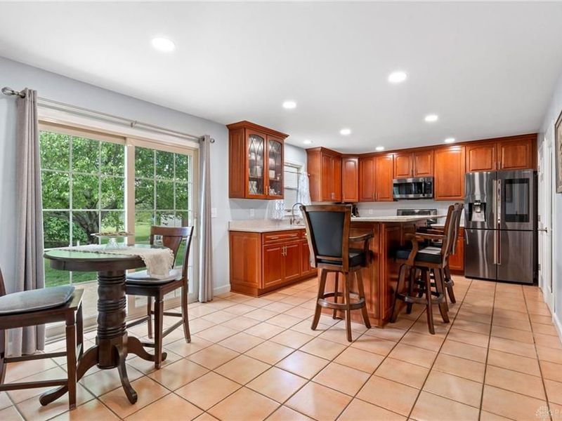 1504 N Regency Drive, Xenia, OH 45385 Photo 11