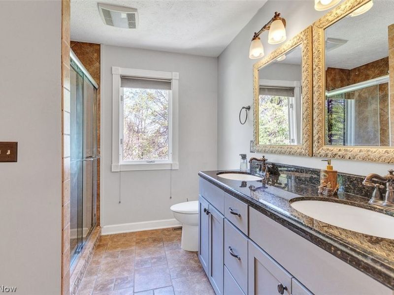 32290 Orchard Park Drive, Avon Lake, OH 44012 Photo 22