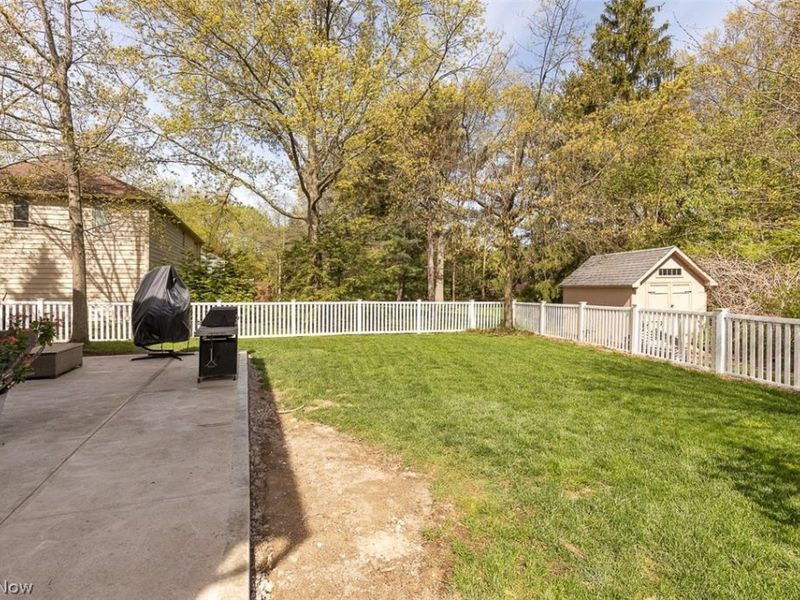 32290 Orchard Park Drive, Avon Lake, OH 44012 Photo 43