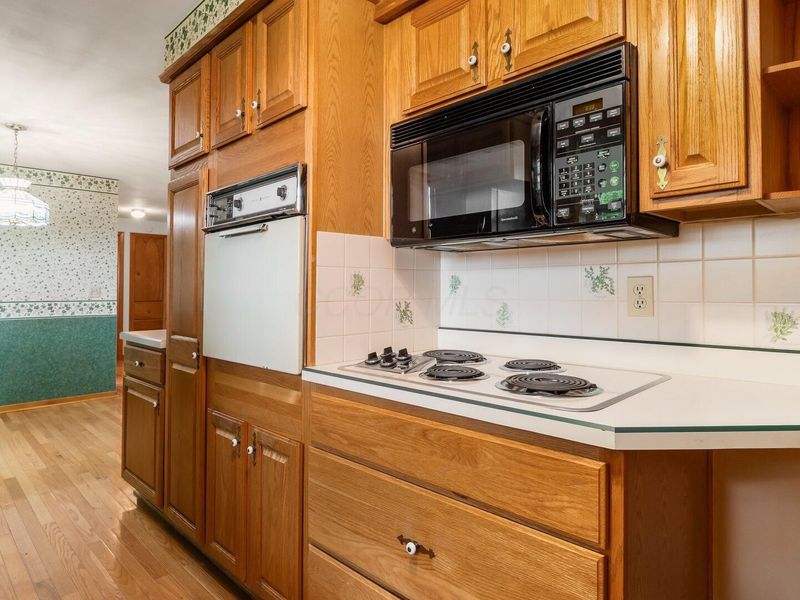5220 Airwood Drive, Zanesville, OH 43701 Photo 11