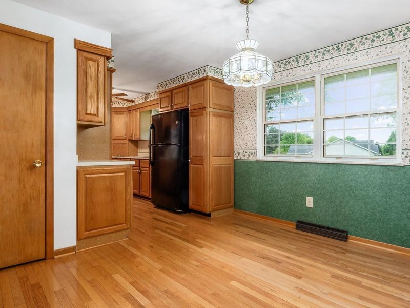 5220 Airwood Drive, Zanesville, OH 43701 Photo 16