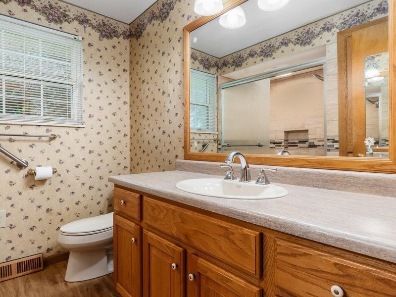 5220 Airwood Drive, Zanesville, OH 43701 Photo 17