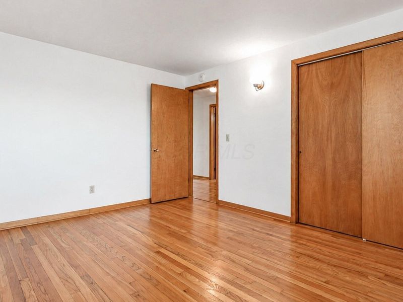 5220 Airwood Drive, Zanesville, OH 43701 Photo 22