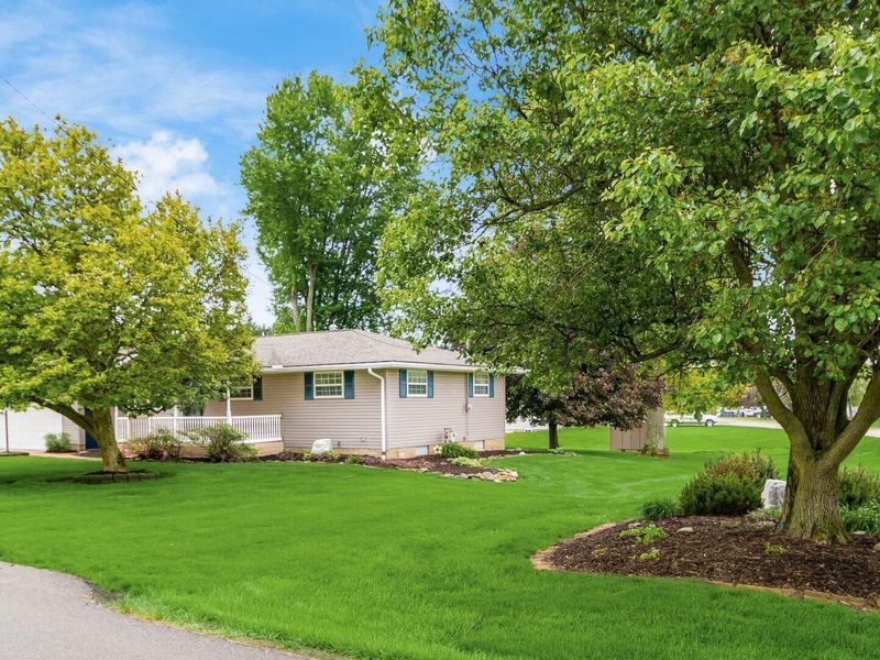 5220 Airwood Drive, Zanesville, OH 43701 Photo 3