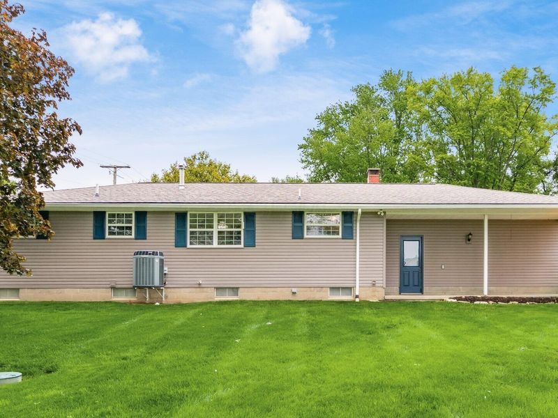 5220 Airwood Drive, Zanesville, OH 43701 Photo 34