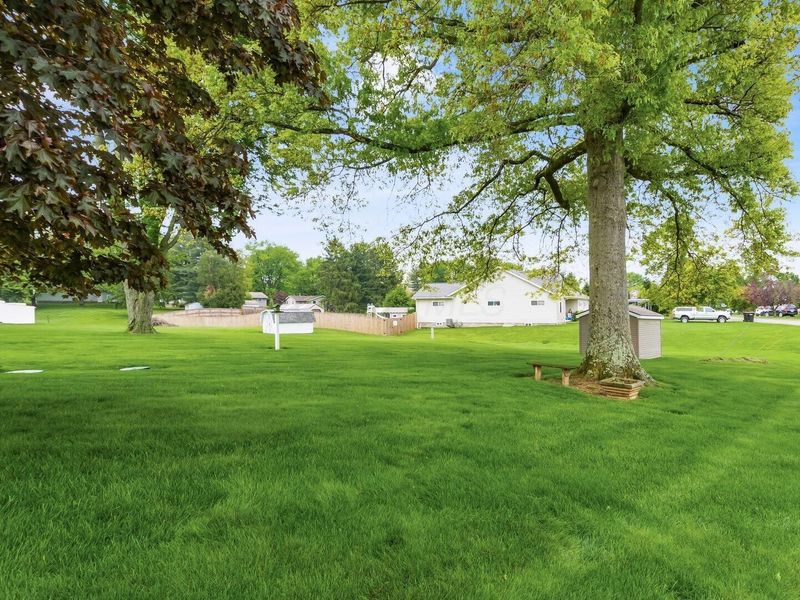 5220 Airwood Drive, Zanesville, OH 43701 Photo 38