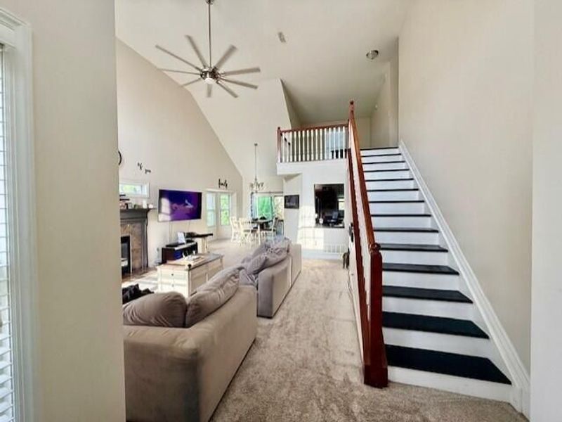 8840 Meadow Grass Lane , Lewis Center, OH 43035 Photo 4