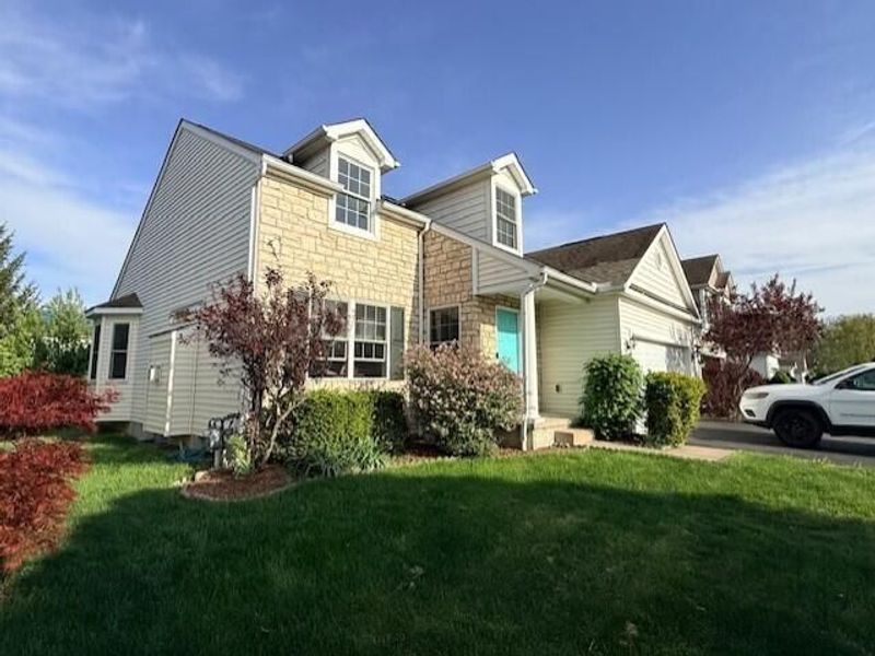 8840 Meadow Grass Lane , Lewis Center, OH 43035 Photo 6