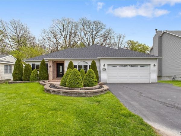 504 Blueberry Lane , Syracuse, NY 13219