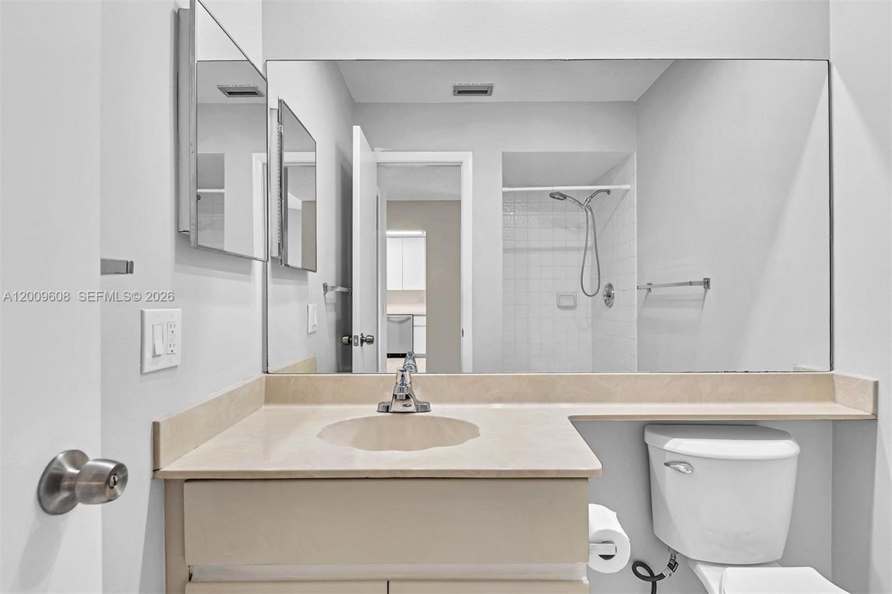 1439 Springside Dr, Unit 1439, Weston, FL 33326 Photo