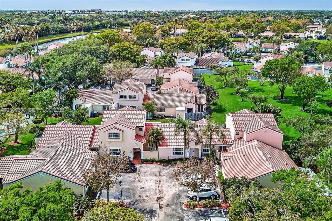 1439 Springside Dr, Unit 1439, Weston, FL 33326 Photo