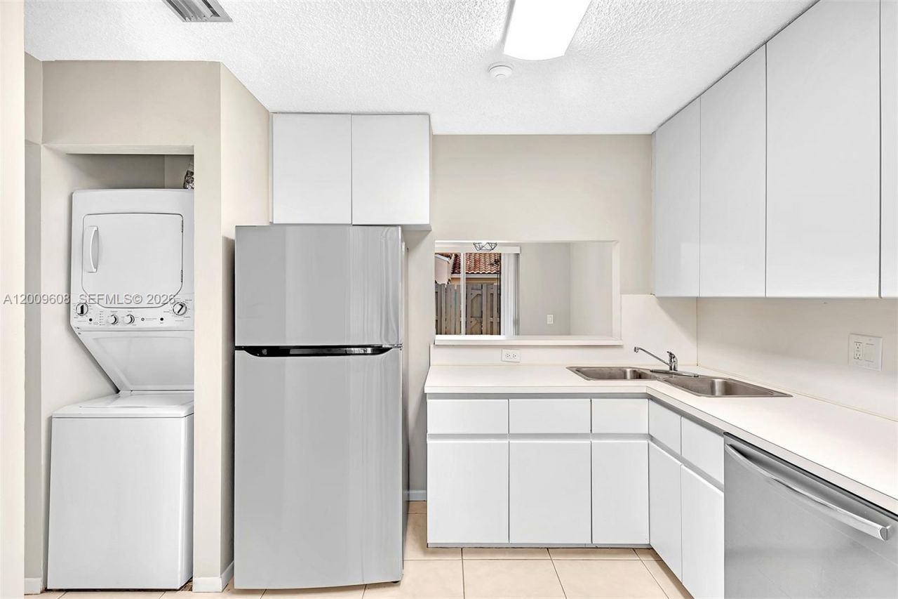 1439 Springside Dr, Unit 1439, Weston, FL 33326 Photo