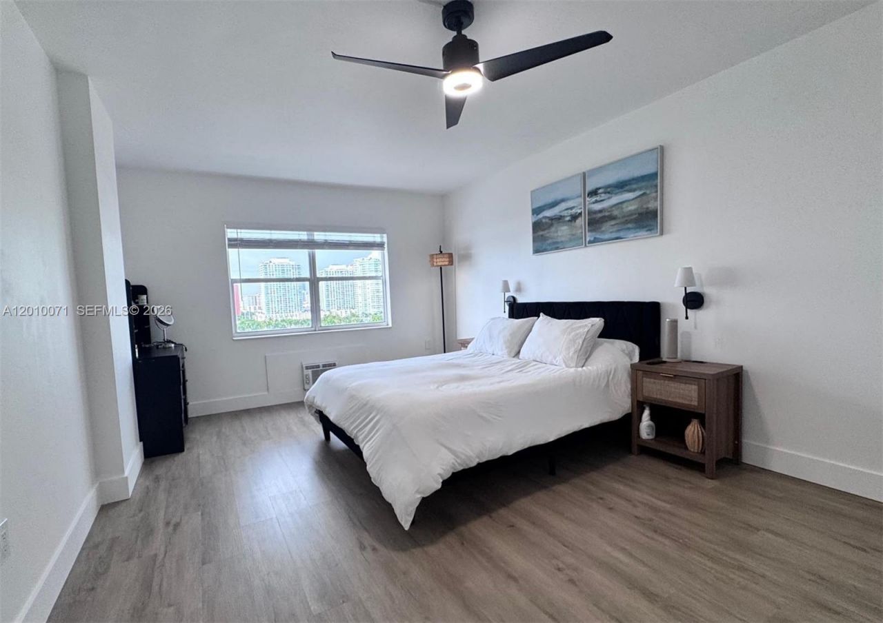 400 Kings Point Dr , Unit 1224, Sunny Isles Beach, FL 33160 Photo