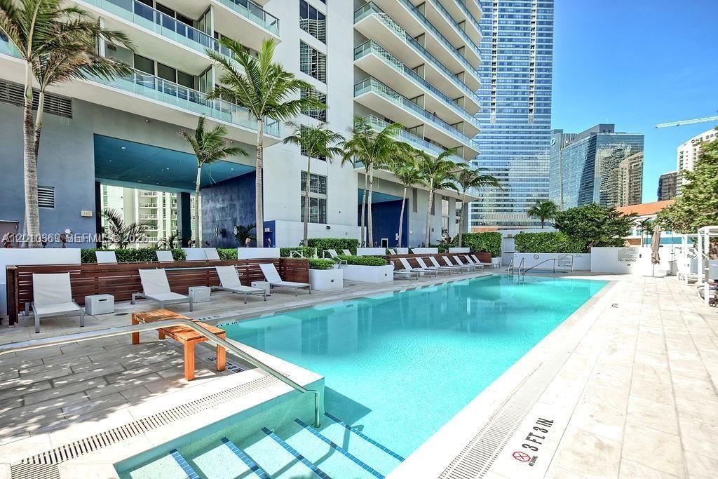 1300 Brickell Bay Dr , Unit 2808, Miami, FL 33131 Photo