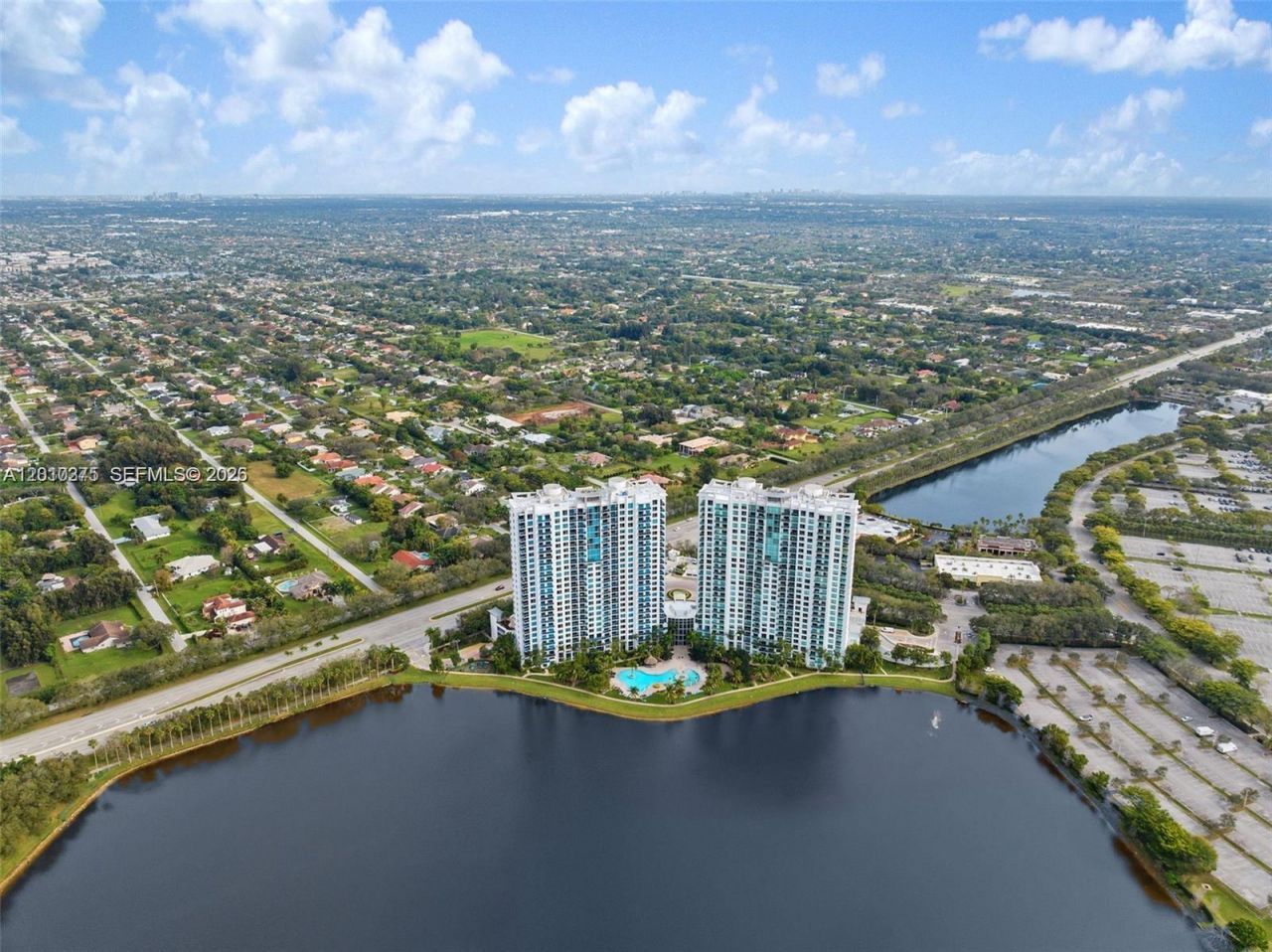 2681 N Flamingo Rd, Unit 1102S, Sunrise, FL 33323 Photo