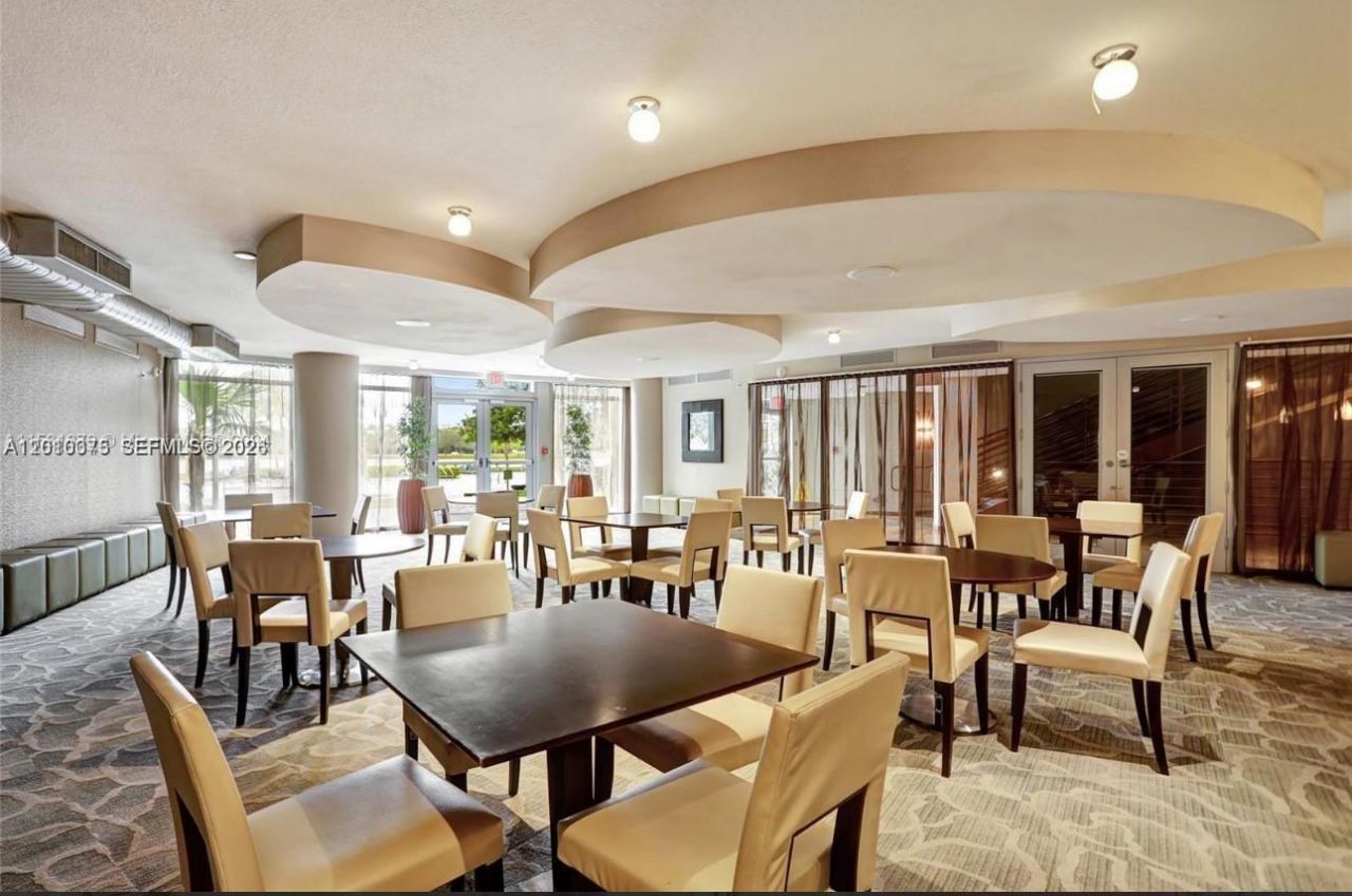 2681 N Flamingo Rd, Unit 1102S, Sunrise, FL 33323 Photo