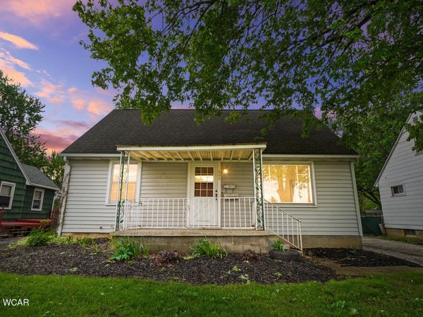 108 E Edwards Street, Lima, OH 45801