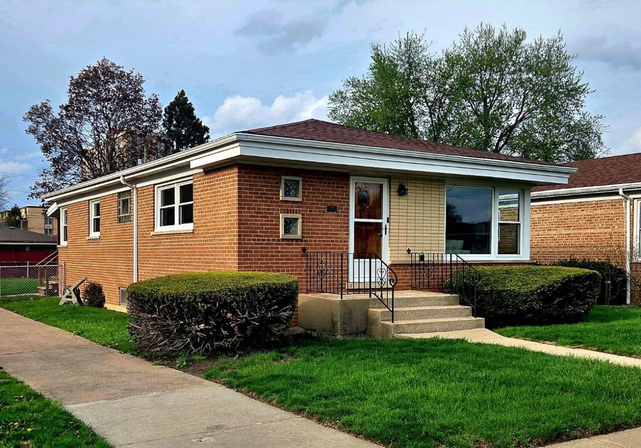 4360 W 78th Street , Chicago, IL 60652 Main Photo