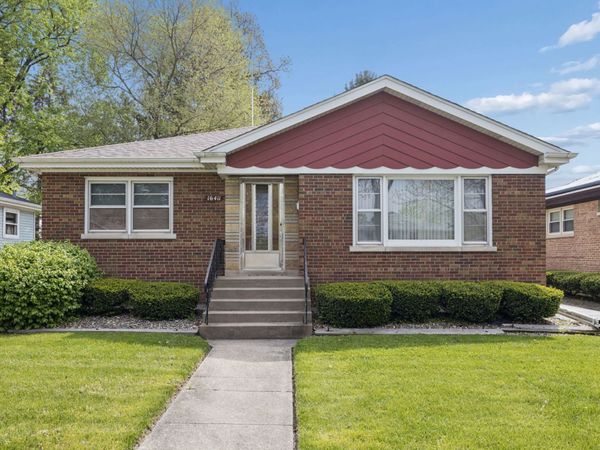 16411 Evans Avenue , South Holland, IL 60473