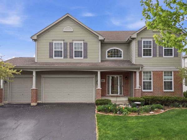 2915 Kelly Drive , Elgin, IL 60124