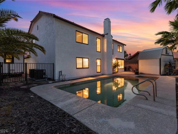 343 Banuelo Drive, Henderson, NV 89014